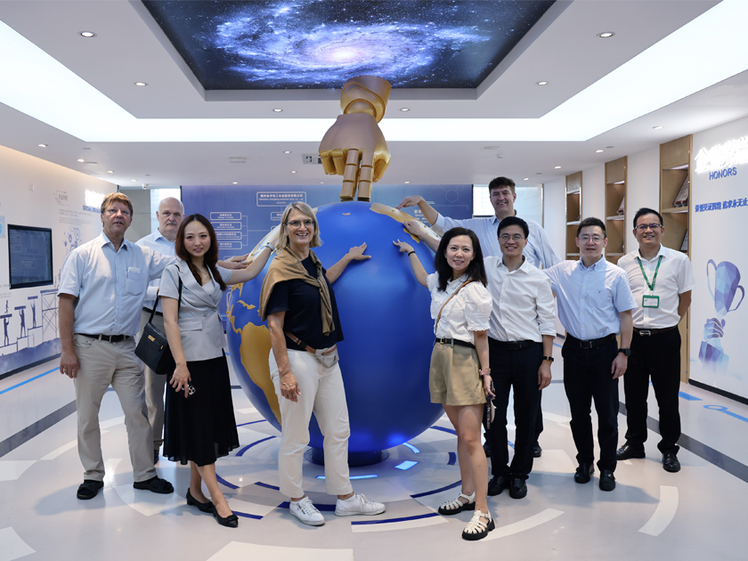 1688450595610845uGp2.jpg 840-1¸±±¾.jpg