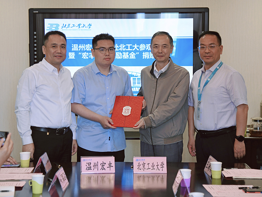 17181115814205923FwN.jpg 0611_1.jpg