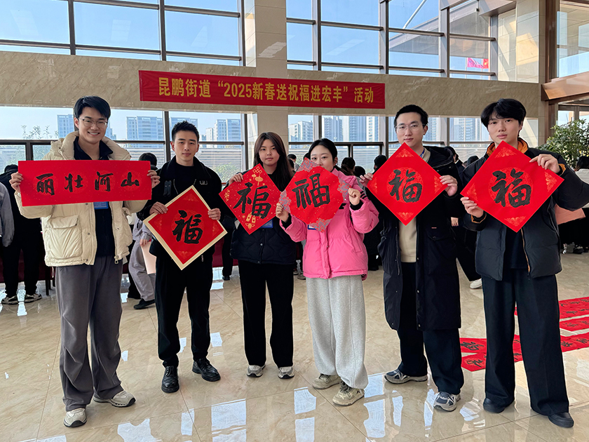 1737159981264768zqlY.jpg дºËÍ×£¸£ÕÕÆ¬.jpg